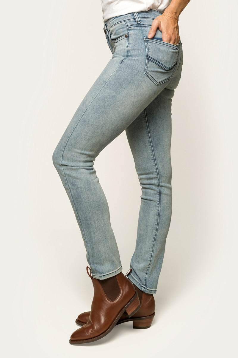 Victoria Womens Mid Rise Straight Leg Jeans