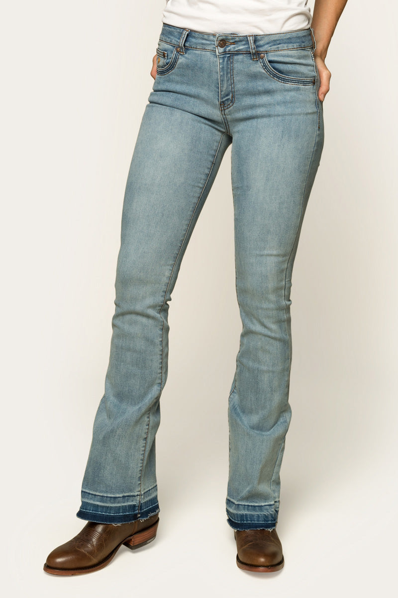 Billie Womens Mid Rise Bootleg Jean